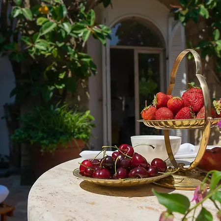 شقة Castello كابري